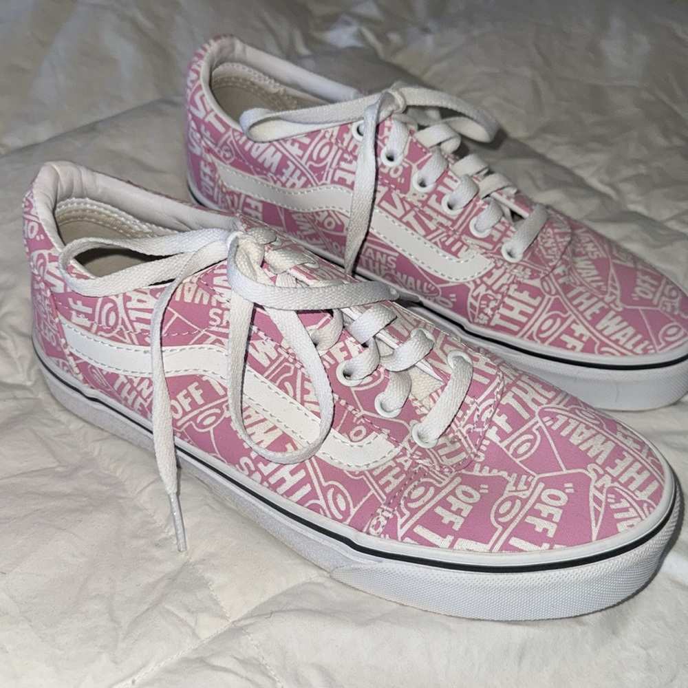 Pink Vans! - Picture 3 of 5